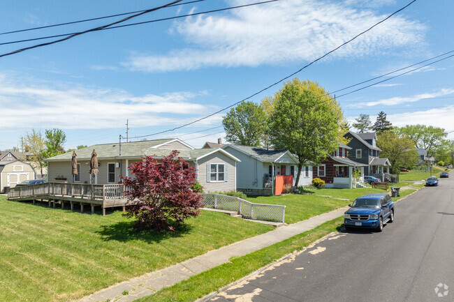 Owners take great pride in maintaining their homes in Canton Outskirts.