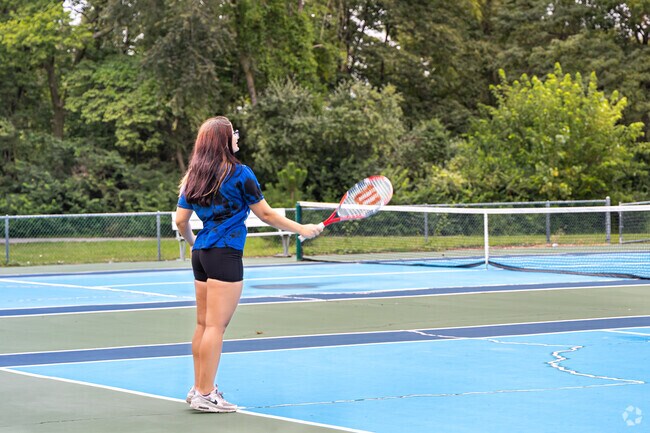 Cosmo Park spans nearly 550 acres and offers Valley View Gardens locals multiple tennis courts.