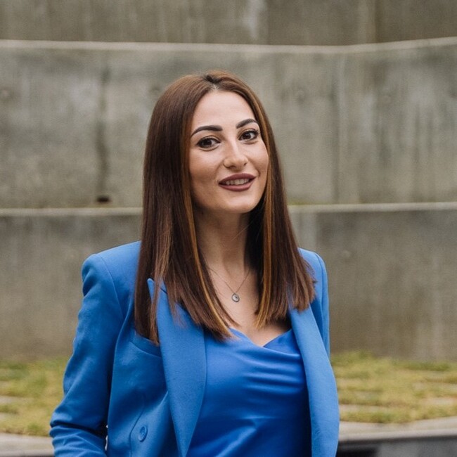 Agent Photo