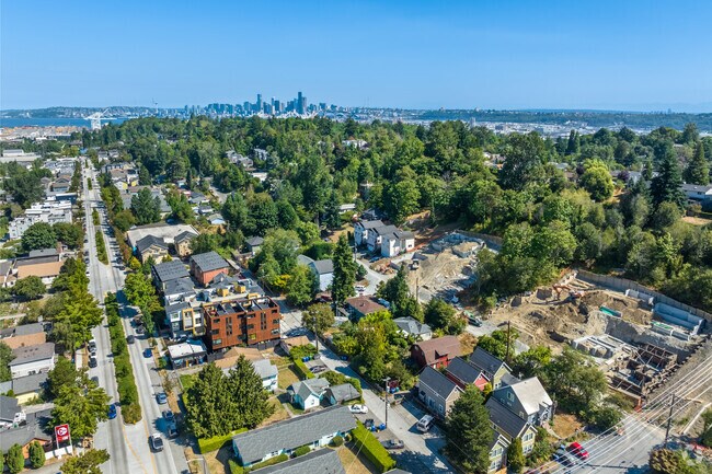 Riverview in West Seattle is only a short distance from Downtown Seattle.