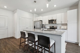 2301 Carlton Pkwy, Douglasville, GA 30135