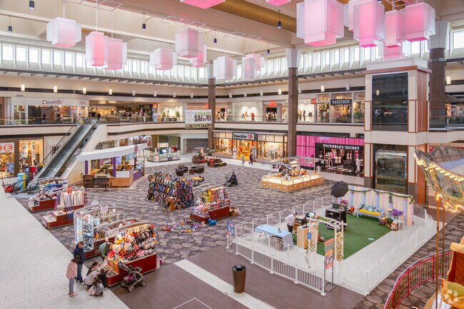 Maplewood Mall has a variety of different stores, businesses and small booths.