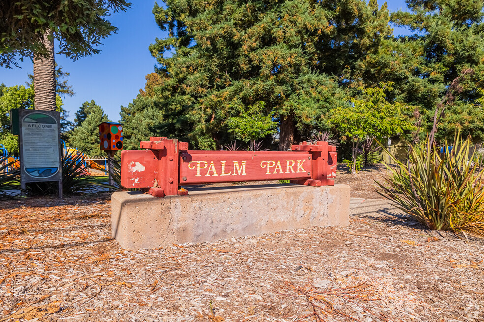 Discover the Charm of Palm Park Redwood City: Your Ideal Neighborhood Guide