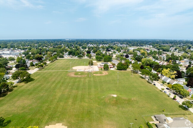 At the center of Humble Park, the namesake community center & park offer free activities.