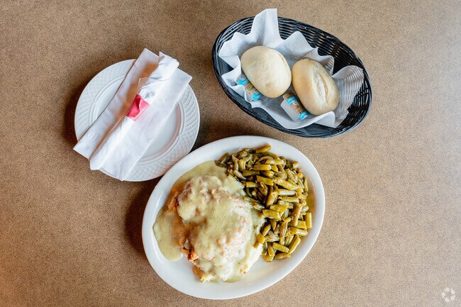 Enjoy Darien's own fusion of Mexican and southern cuisine at Chuck’s Southern Comforts Café.