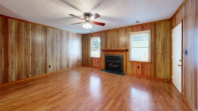 7312 Trailing Rock Rd, Prince George, VA 23875 - photo 2