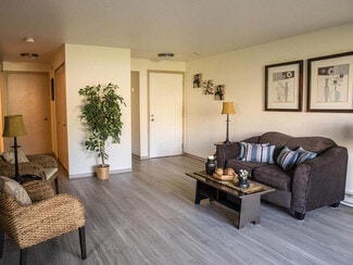 2718 N Bowdish Rd, Spokane Valley, WA 99206