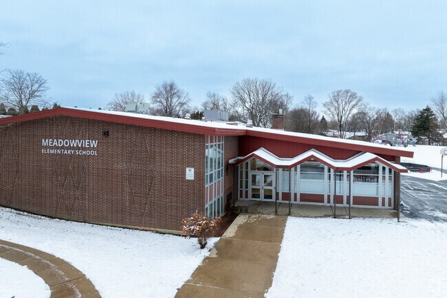Your kids will enjoy learning in the inspiring atmosphere of Meadowview Elementary School.