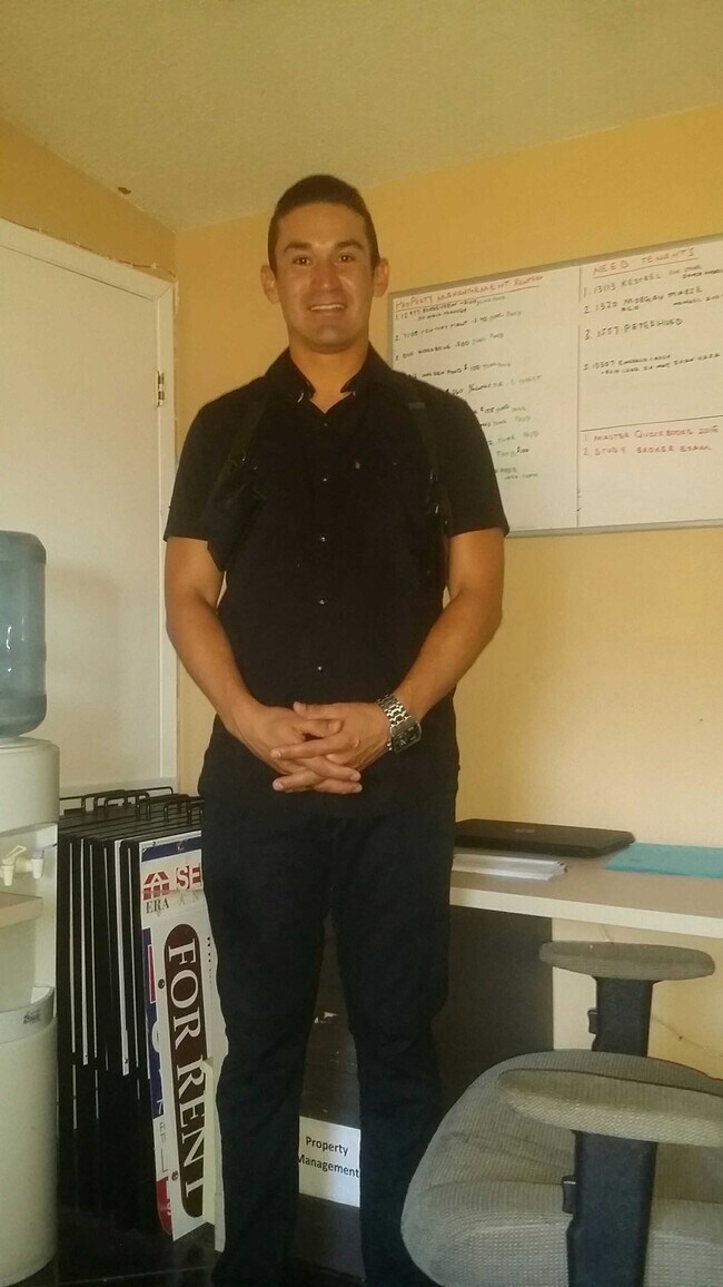 Agent Photo