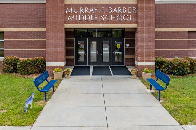 Barber Middle School rates average on GreatSchools.