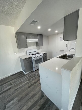 7611 10th St, Buena Park, CA 90621