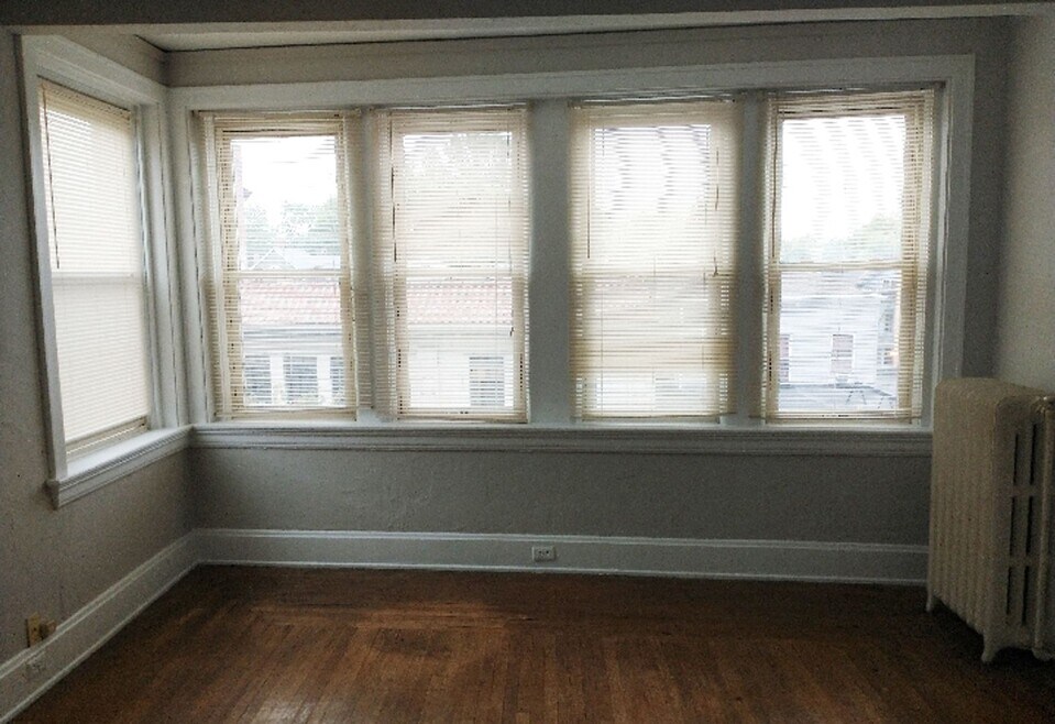 343-345 Ludlow Avenue