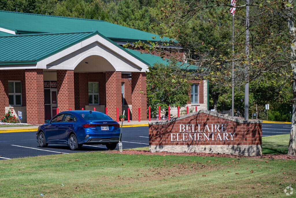 Bellaire Elementary School is where the area children go to learn and have fun with friends.