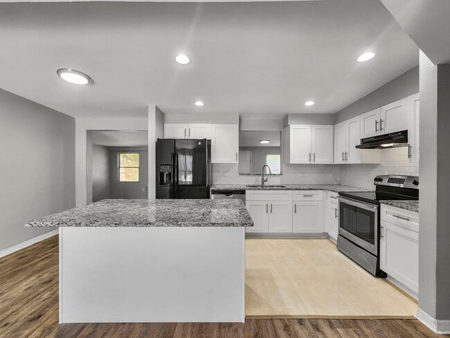 2120 Catalina Dr, Clearwater, FL 33764 - photo 5