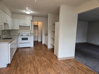 109 SW Cherry Park Rd Unit 109, Troutdale, OR 97060