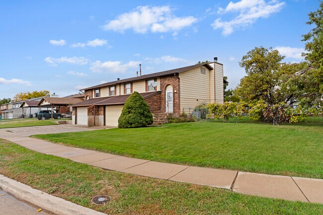 3652 W 4625 S, Roy, UT 84067 - photo 2