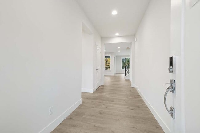 18019 SE 250th Place, Covington, WA 98042 - photo 6