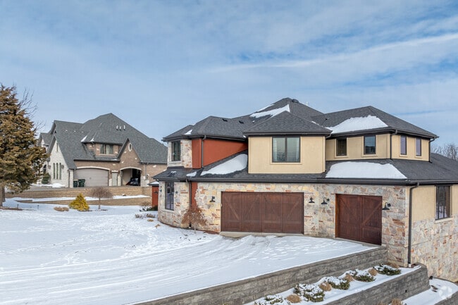 Burr Ridge features numerous newly constructed homes.