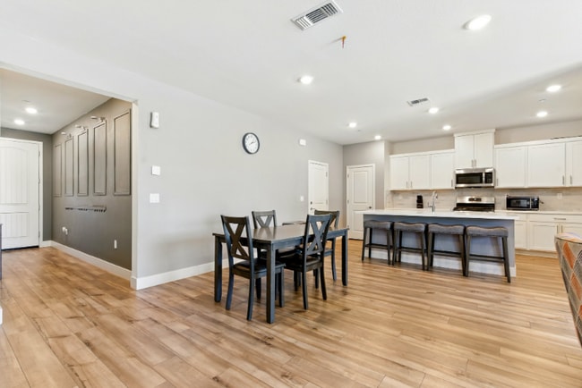 5758 Tournament Ct, Tracy, CA 95377 - photo 6