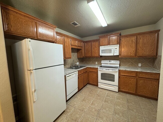 3003 Baldwin Loop unit A, Killeen, TX 76549 - photo 6