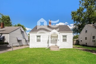 1947 Glenridge Dr, Indianapolis, IN 46218