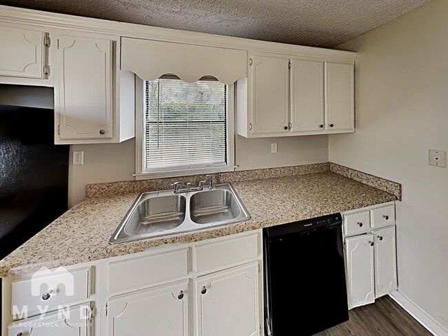 128 Red Mill Rd, Birmingham, AL 35215 - photo 3