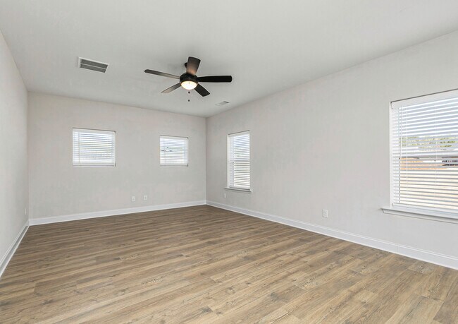 38 Pointe Dr unit 37001020, Dallas, GA 30157 - photo 6
