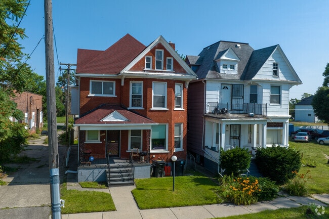 A couple of Victorian homes in Northwest Goldberg.