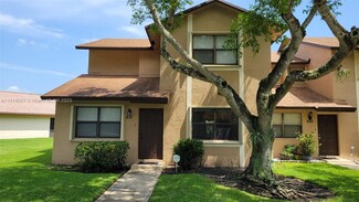 231 Lakeside Cir, Sunrise, FL 33326