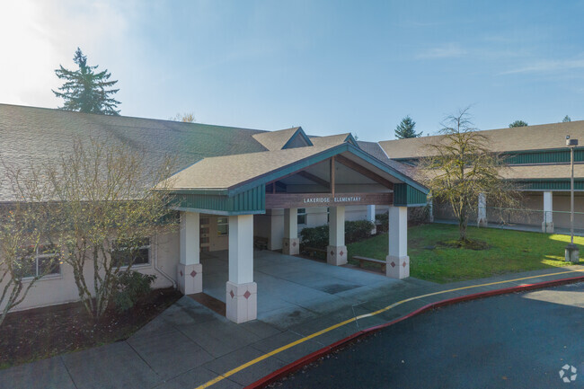 Lakeridge Elementary School.