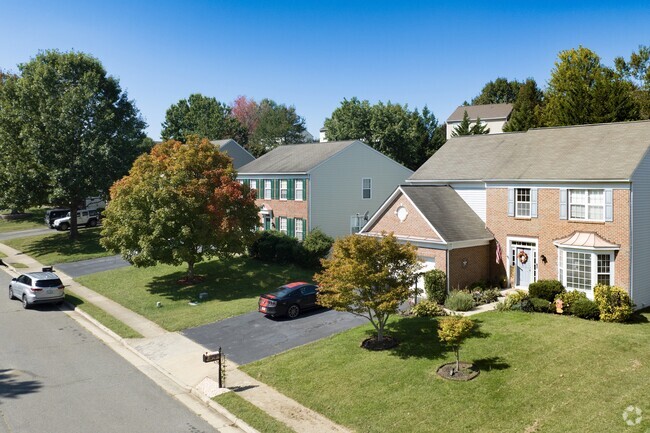 Residents enjoy peaceful living in Powells Creek’s green neighborhoods.