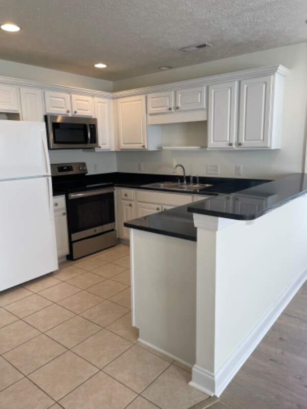 1016 Hickory Dr unit A, Surfside Beach, SC 29575 - photo 7