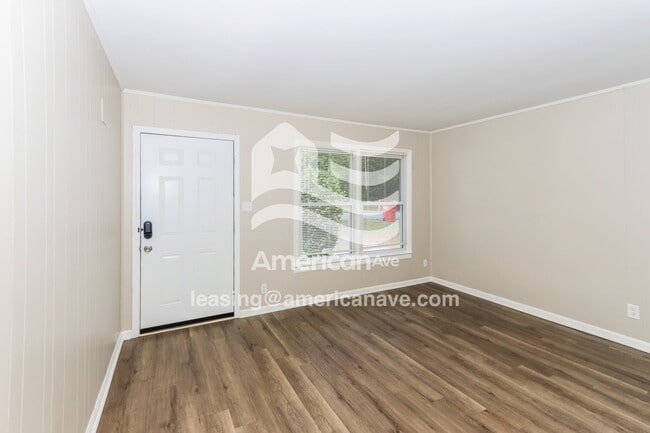 4582 Shadow Lawn Dr, Macon, GA 31210 - photo 2