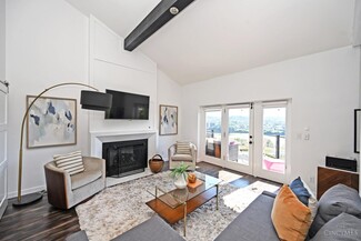 1005 Hill St Unit A, Cincinnati, OH 45202