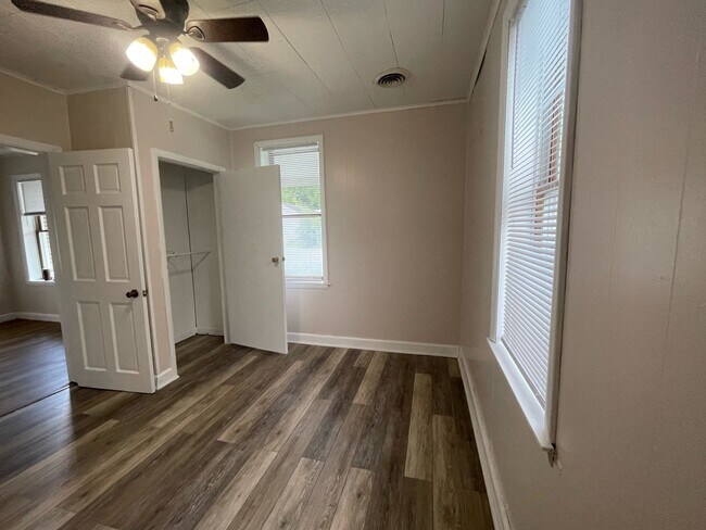 300 Kent St, Granville, WV 26534 - photo 7