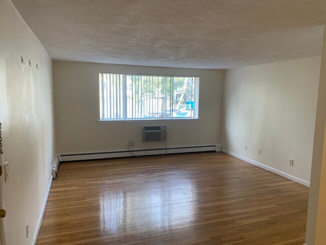 88 Gardner St unit 12, Allston, MA 02134 - photo 4