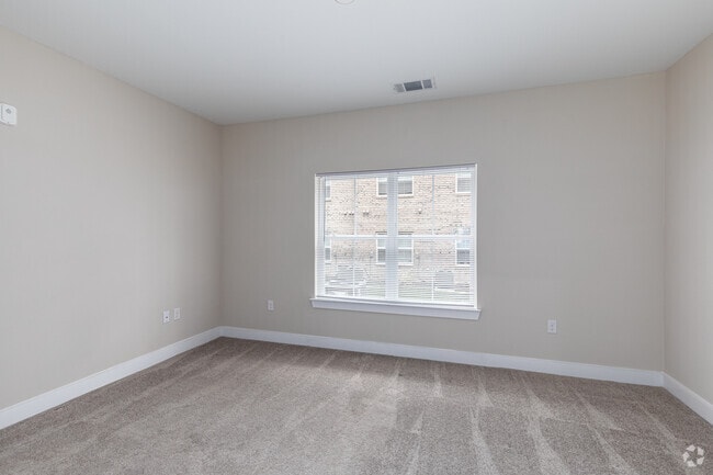 1BR, 1BA - 848SF