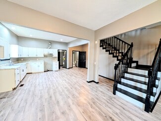 1711 Stratford St, Savannah, GA 31415