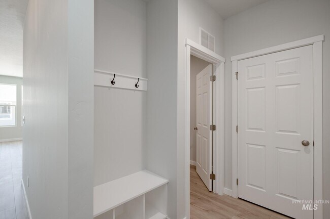 611 W Snowy Owl St, Kuna, ID 83634 - photo 6