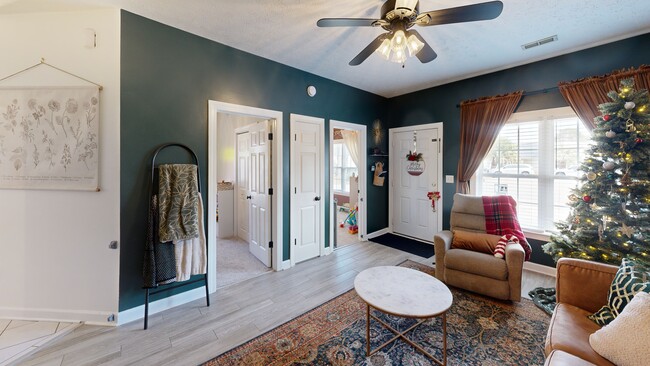 213 Hearthstone Ct, Myrtle Beach, SC 29588 - photo 2