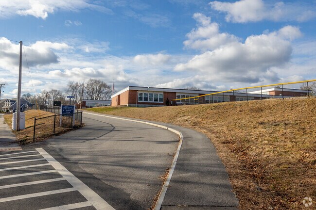 Liberty Elementary School in Braintree offers a diverse academic ciriculum.