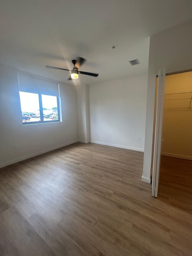 981 E 28th St unit A2, Hialeah, FL 33013 - photo 4