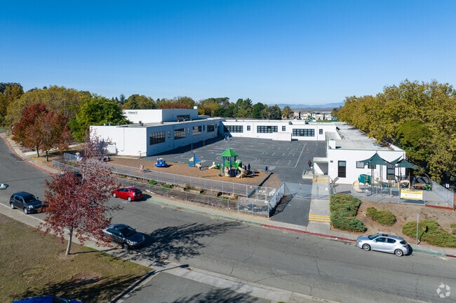 Federal Terrace Elementary School is located next to Terrace Park for after school activities.