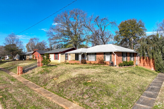 The locals of Queensborough take pride in maintaining their beautiful lawns.
