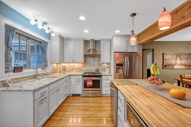 5050 Manitou Rd, Excelsior, MN 55331 - photo 6