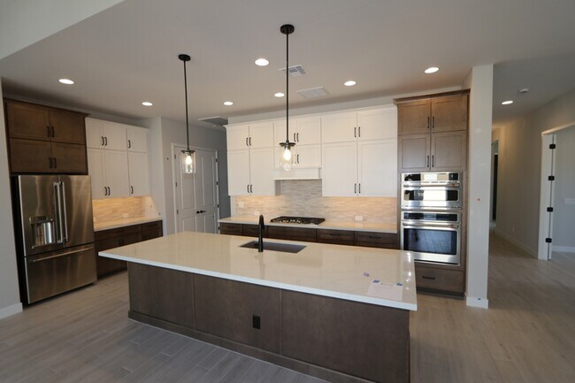 6812 N 190th Ave, Waddell, AZ 85355 - photo 2