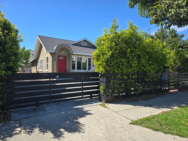 747 N Wilton Place unit 747, Los Angeles, CA 90038 - photo 3