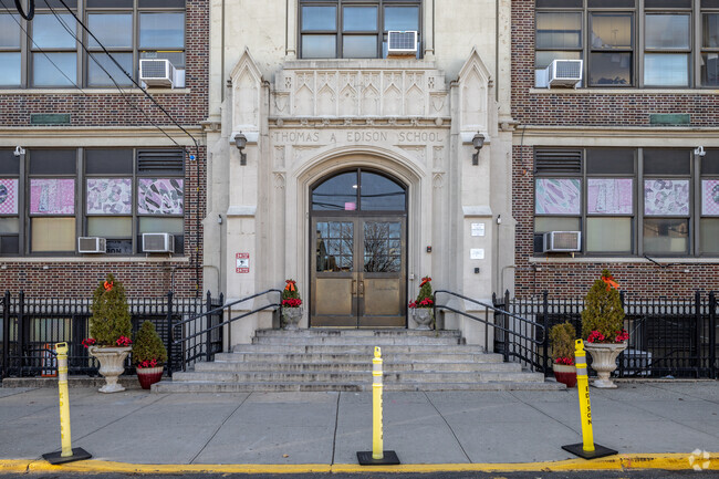 Thomas A. Edison Elementary School provides a warm and welcoming environment for all students.