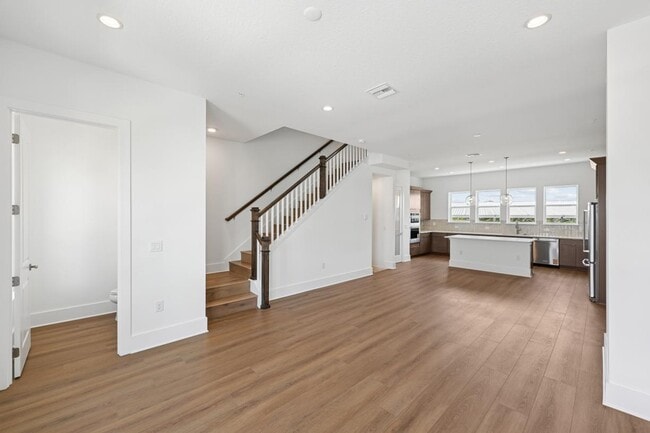 2166 Whitney Marsh Aly, Orlando, FL 32804 - photo 2