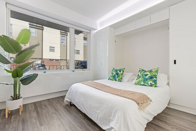 12607 Larchmere Blvd unit ID1335760P, Cleveland, OH 44120 - photo 3